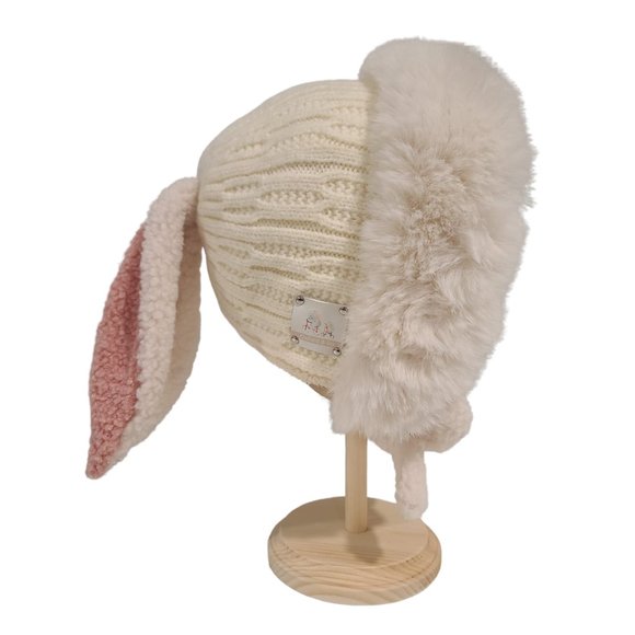 Oxford & Bo Other - Lola Bunny-Ear Faux Fur Knit Hat, White